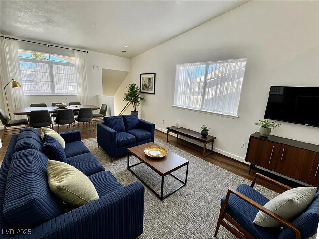 6104 Hillside Bloom, Las Vegas, NV 89130