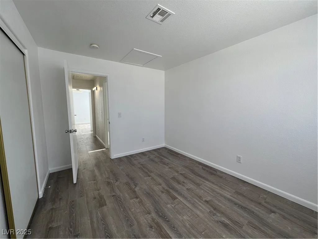 6104 Hillside Bloom, Las Vegas, NV 89130
