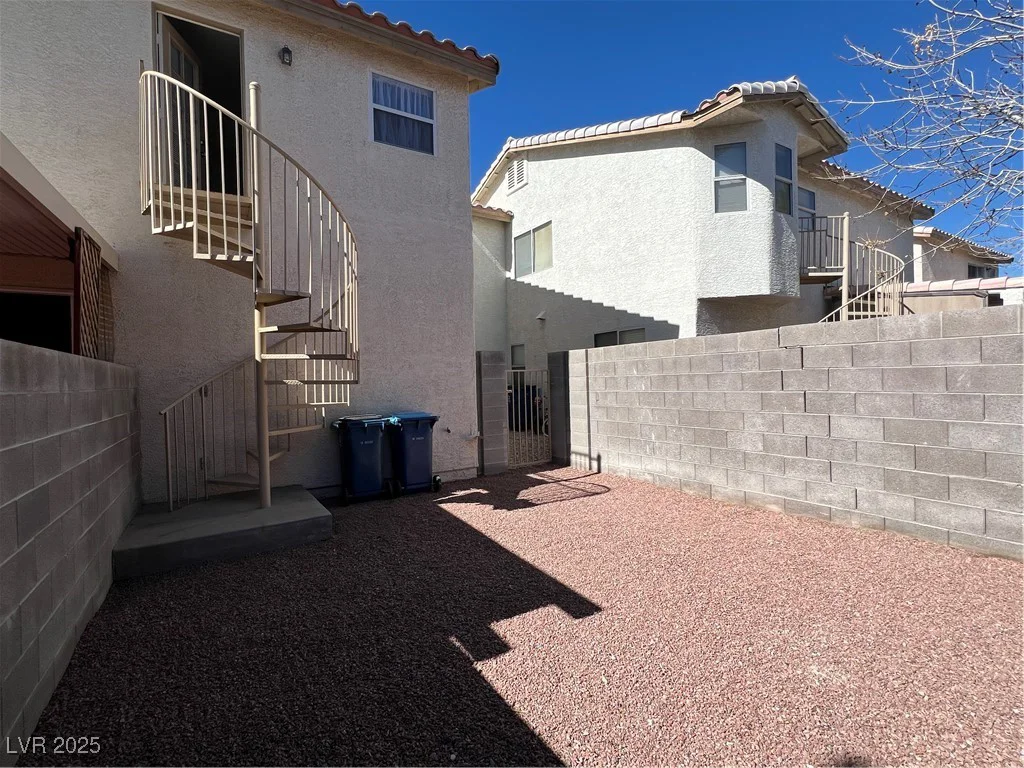 6104 Hillside Bloom, Las Vegas, NV 89130