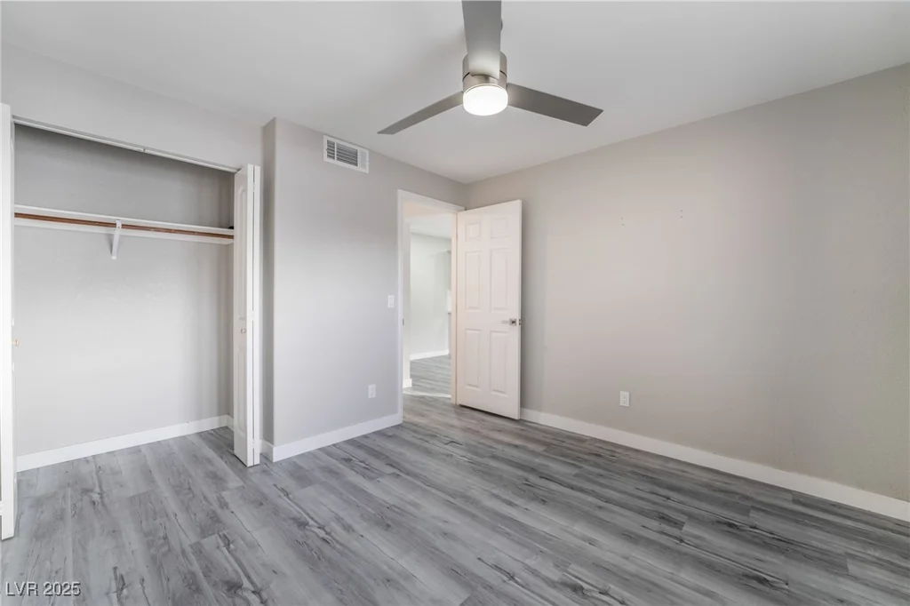 220 Mission Catalina, Las Vegas, NV 89107