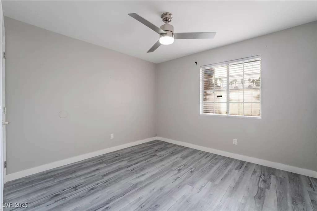 220 Mission Catalina, Las Vegas, NV 89107