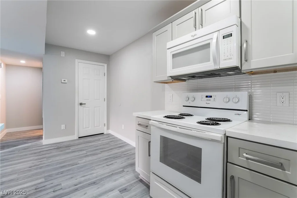 220 Mission Catalina, Las Vegas, NV 89107