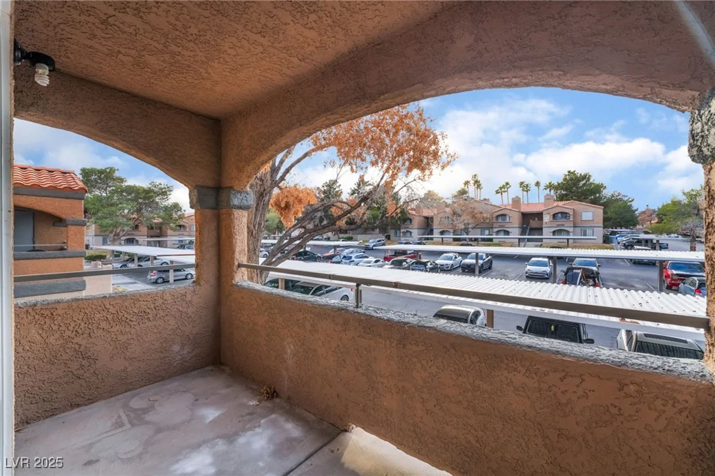 220 Mission Catalina, Las Vegas, NV 89107