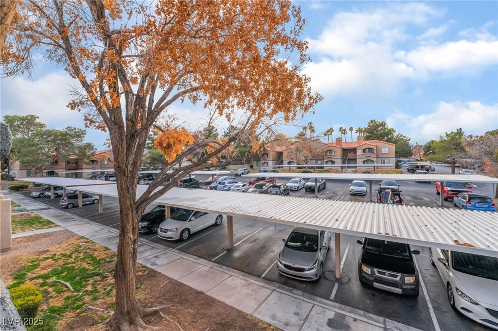 220 Mission Catalina, Las Vegas, NV 89107