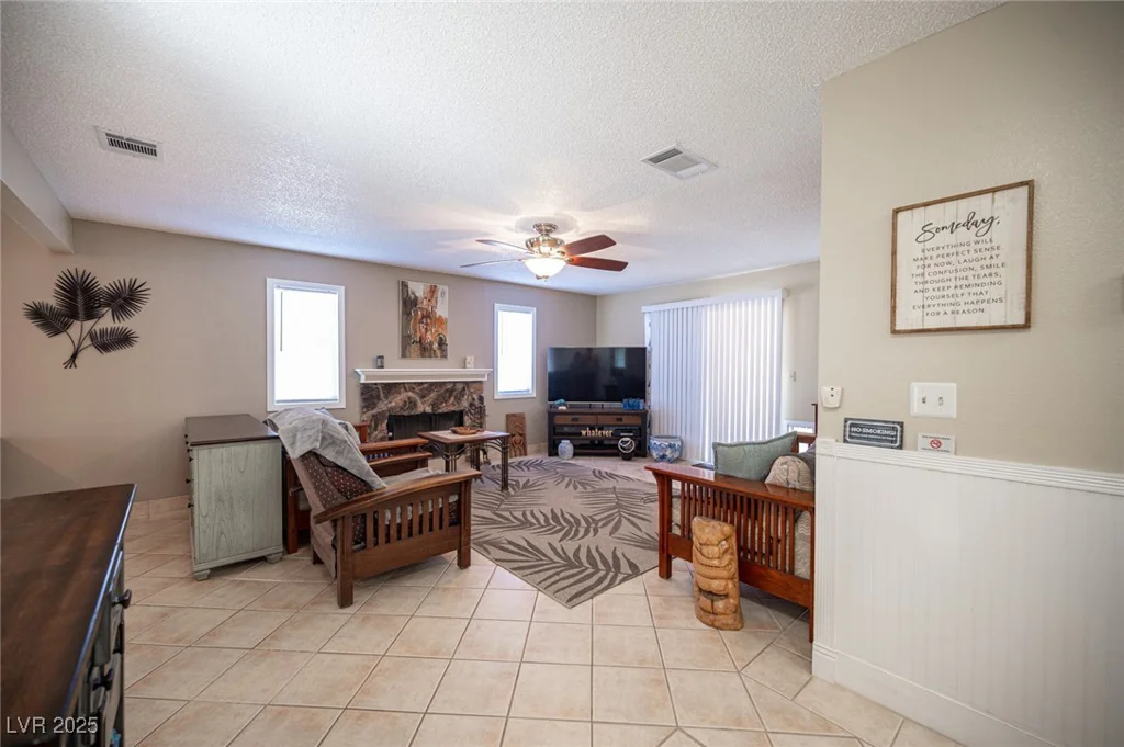 4746 Rosalie, North Las Vegas, NV 89031