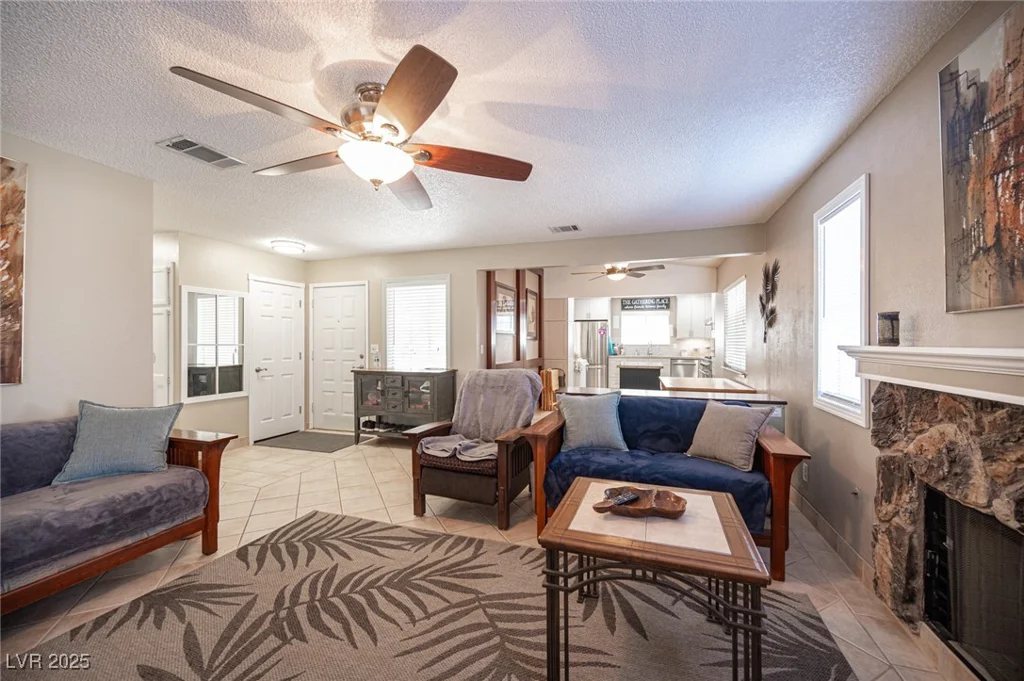 4746 Rosalie, North Las Vegas, NV 89031
