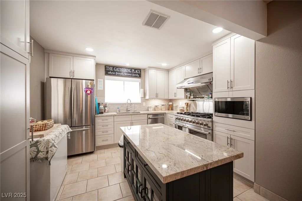 4746 Rosalie, North Las Vegas, NV 89031