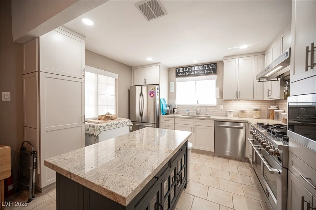 4746 Rosalie, North Las Vegas, NV 89031