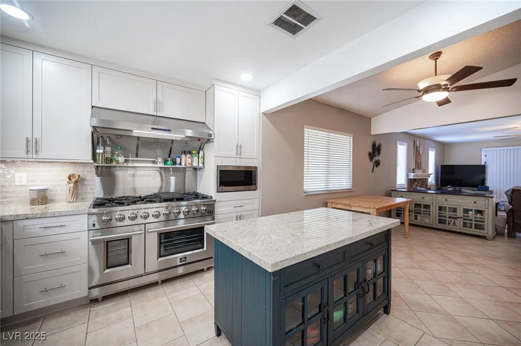 4746 Rosalie, North Las Vegas, NV 89031
