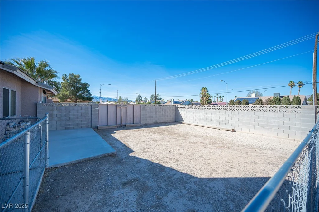 4746 Rosalie, North Las Vegas, NV 89031