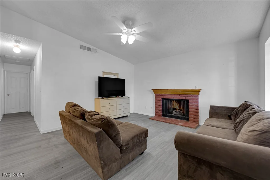 3936 Savoy, Las Vegas, NV 89115
