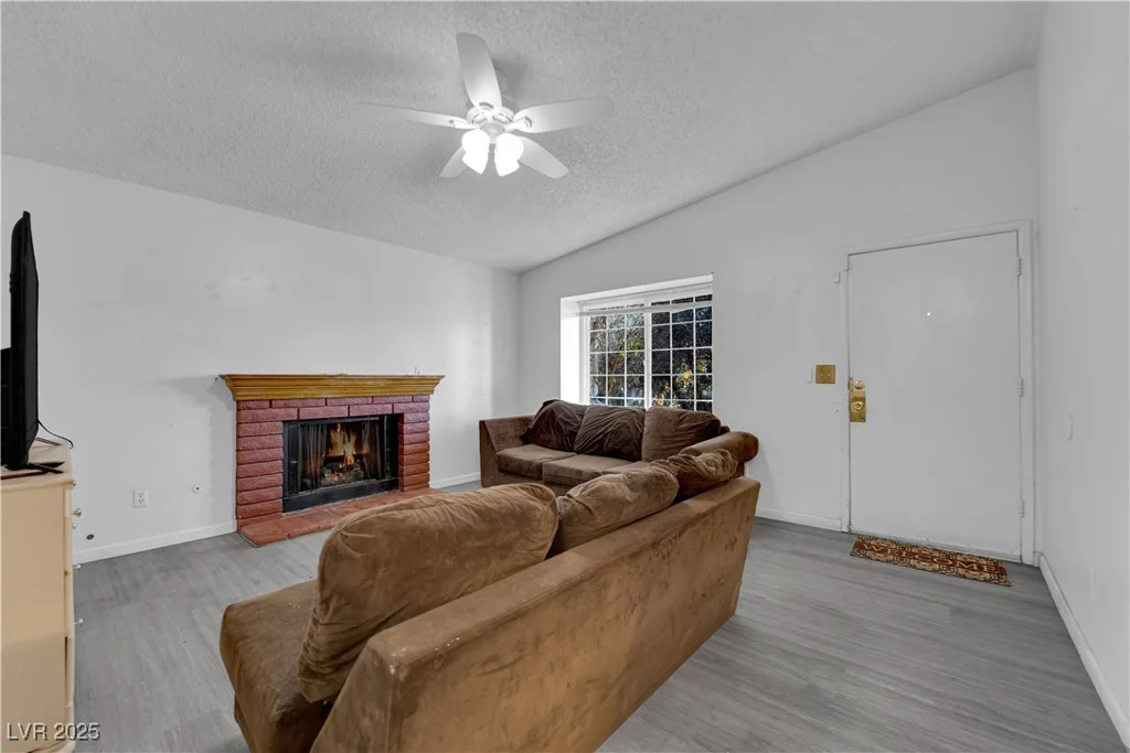 3936 Savoy, Las Vegas, NV 89115