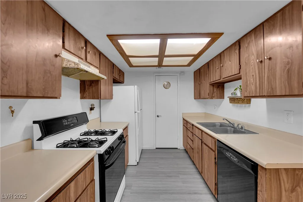 3936 Savoy, Las Vegas, NV 89115