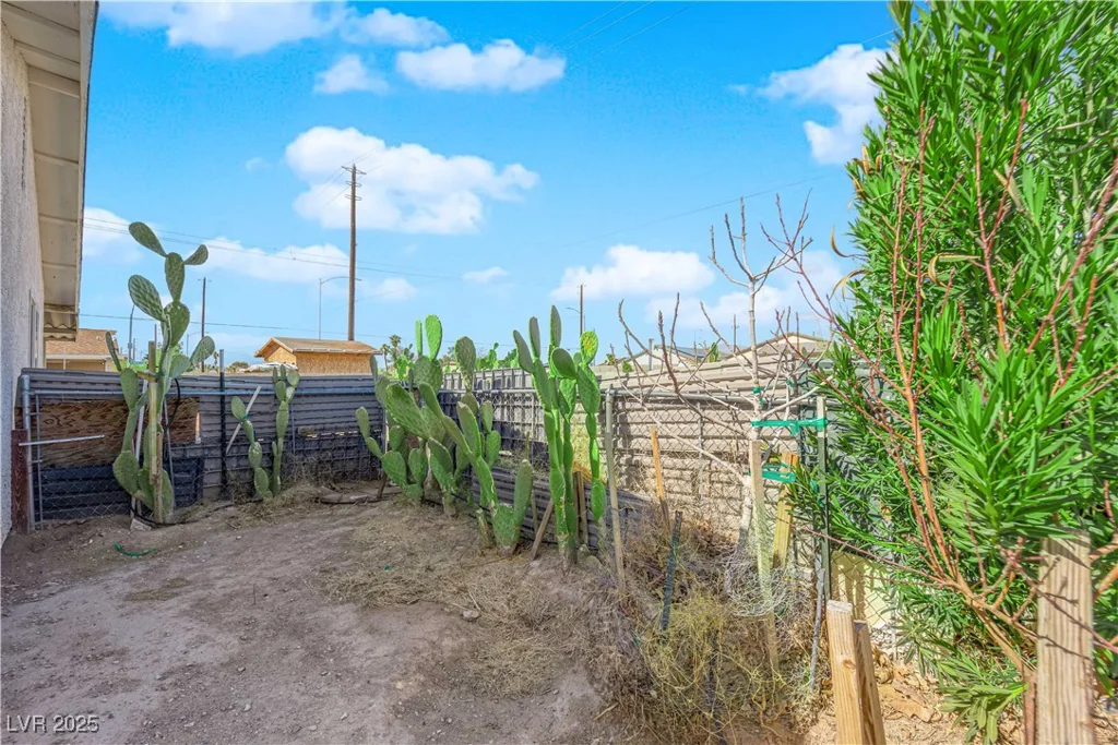 3936 Savoy, Las Vegas, NV 89115