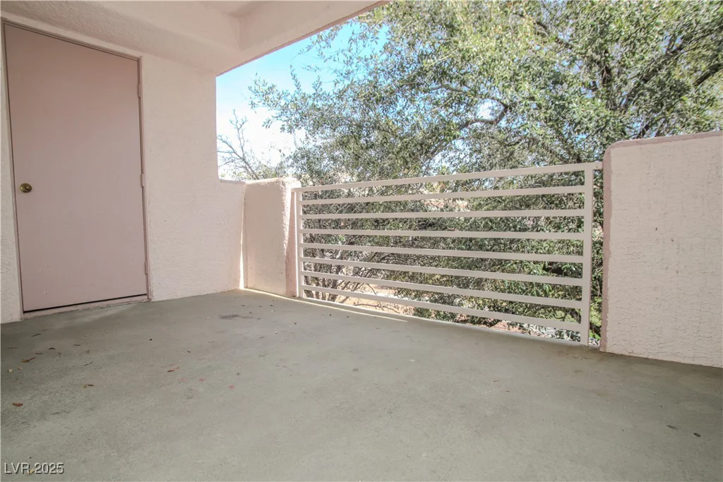 4555 Sahara, Las Vegas, NV 89104