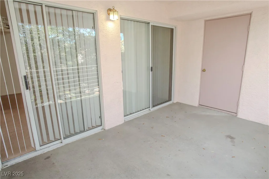 4555 Sahara, Las Vegas, NV 89104