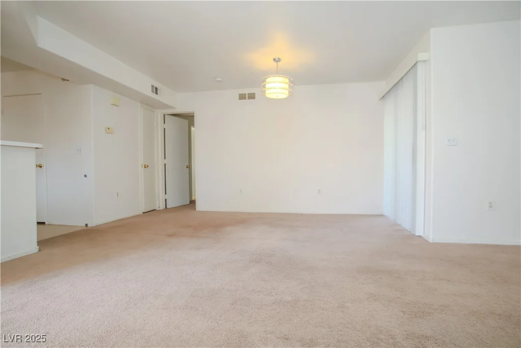 4555 Sahara, Las Vegas, NV 89104