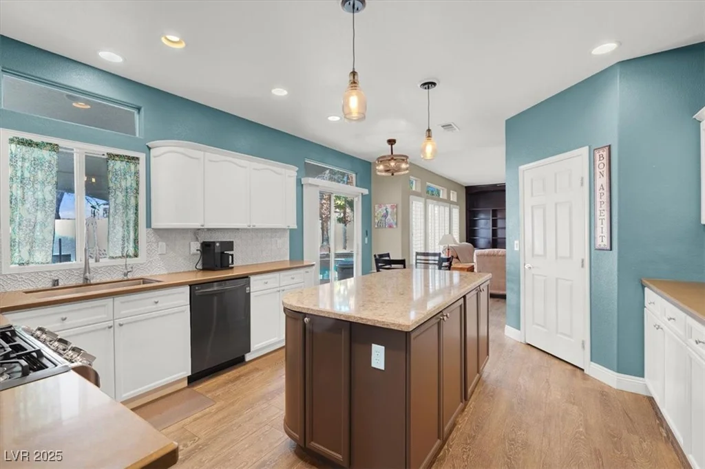 8800 Las Olivas, Las Vegas, NV 89147
