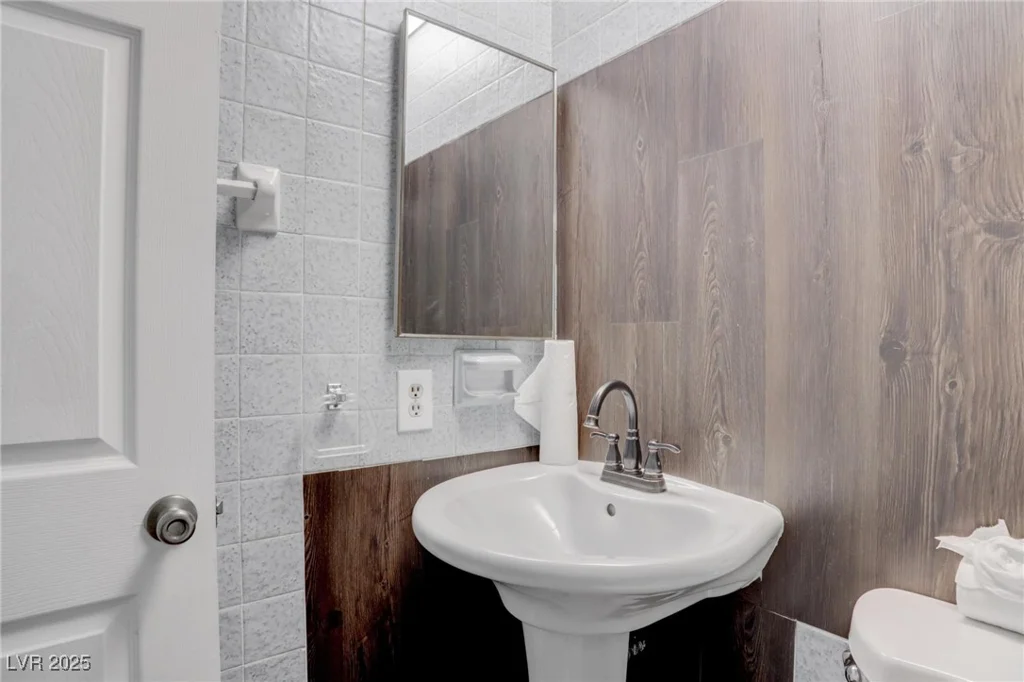 4775 Monaco, Las Vegas, NV 89121