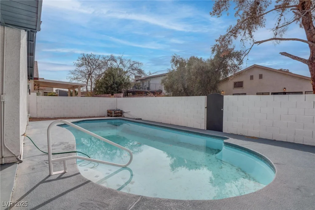 4775 Monaco, Las Vegas, NV 89121