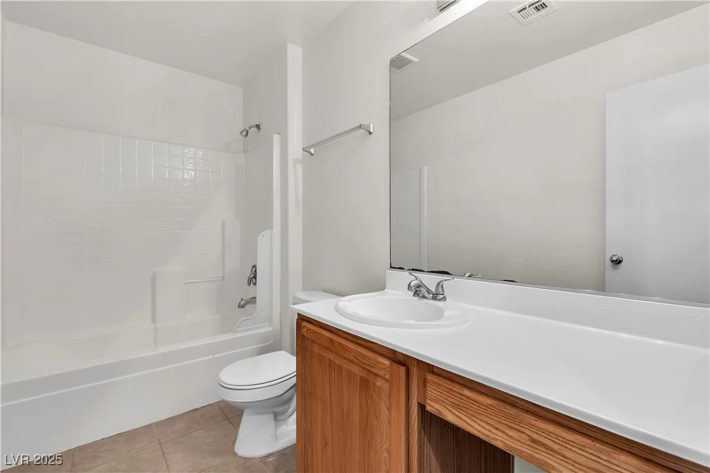4970 Copperlyn, Las Vegas, NV 89122