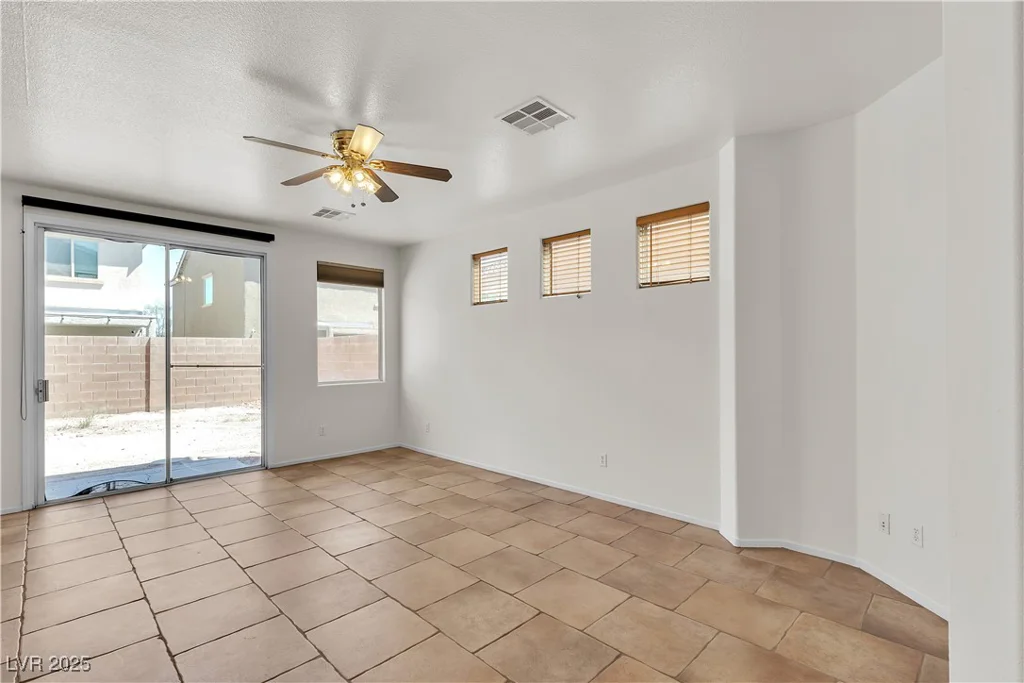 4970 Copperlyn, Las Vegas, NV 89122