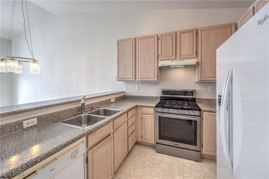 5185 Briar Meadow, Las Vegas, NV 89118
