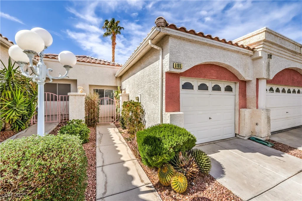 5185 Briar Meadow, Las Vegas, NV 89118