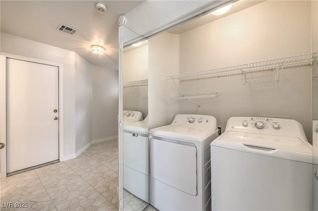 5185 Briar Meadow, Las Vegas, NV 89118