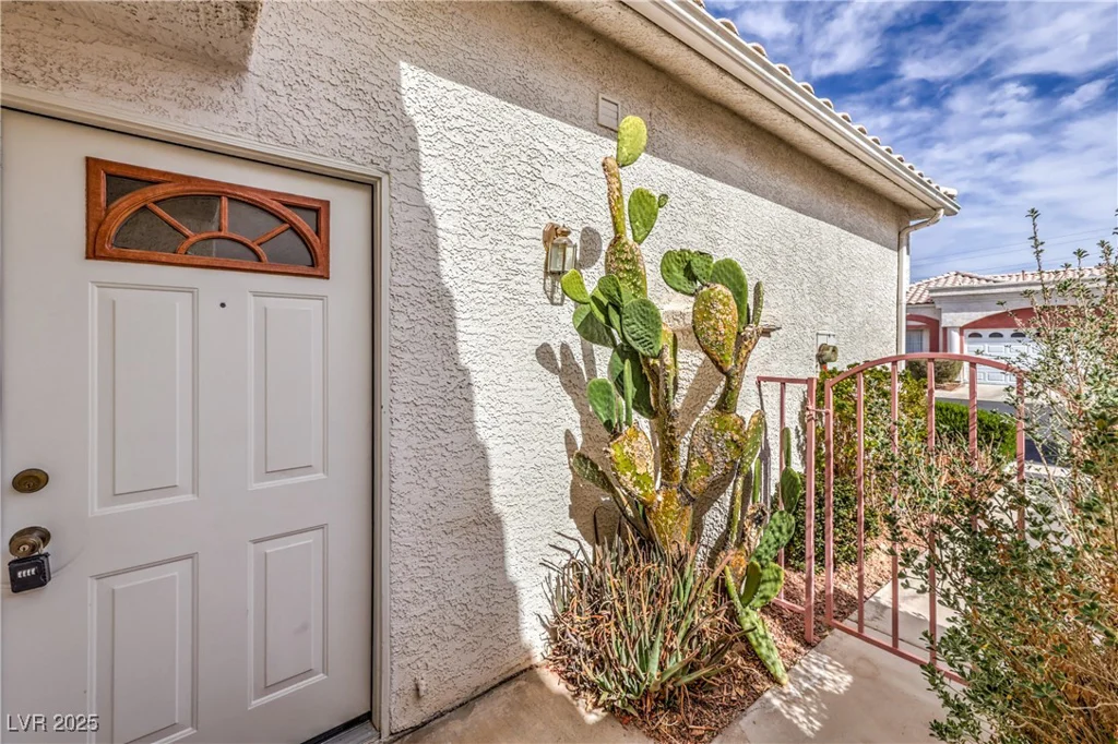 5185 Briar Meadow, Las Vegas, NV 89118