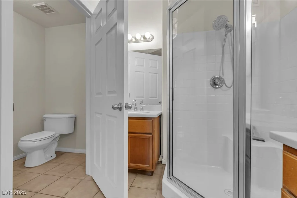 7701 Robindale, Las Vegas, NV 89113