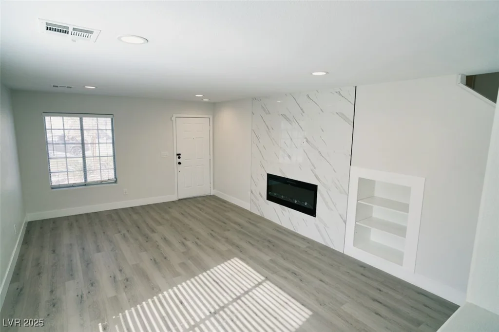 7808 Wavering Pine, Las Vegas, NV 89143