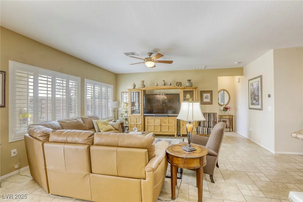 7828 Homing Pigeon, North Las Vegas, NV 89084