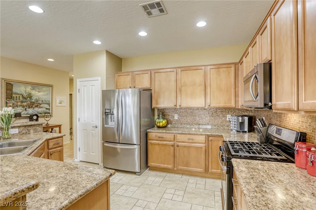 7828 Homing Pigeon, North Las Vegas, NV 89084
