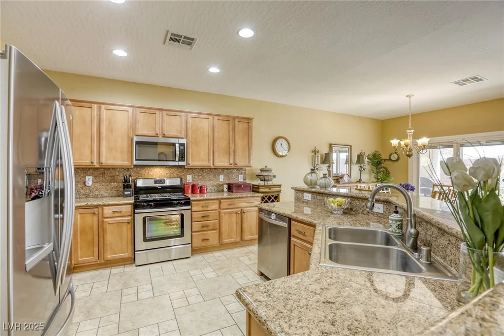7828 Homing Pigeon, North Las Vegas, NV 89084