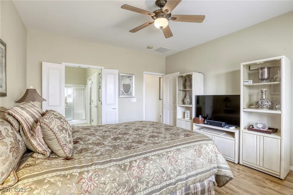 7828 Homing Pigeon, North Las Vegas, NV 89084