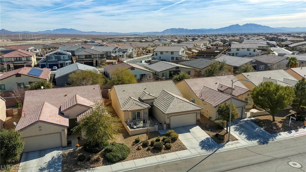 7828 Homing Pigeon, North Las Vegas, NV 89084