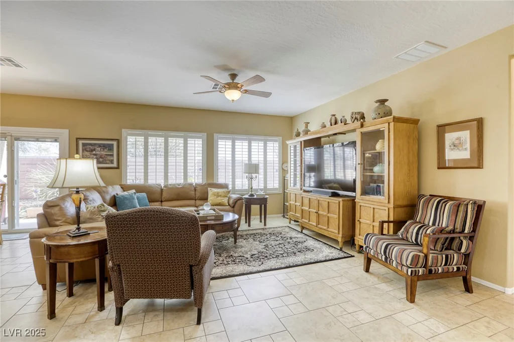 7828 Homing Pigeon, North Las Vegas, NV 89084
