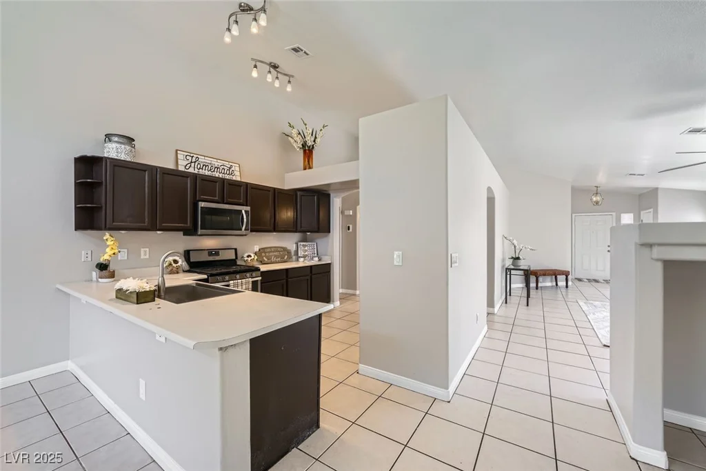 3531 Barrel Bronco, North Las Vegas, NV 89032