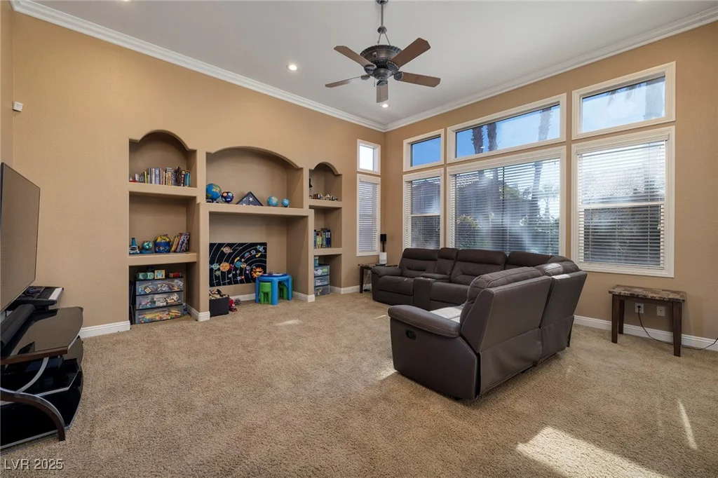 9379 Arrowhead Bluff, Las Vegas, NV 89149