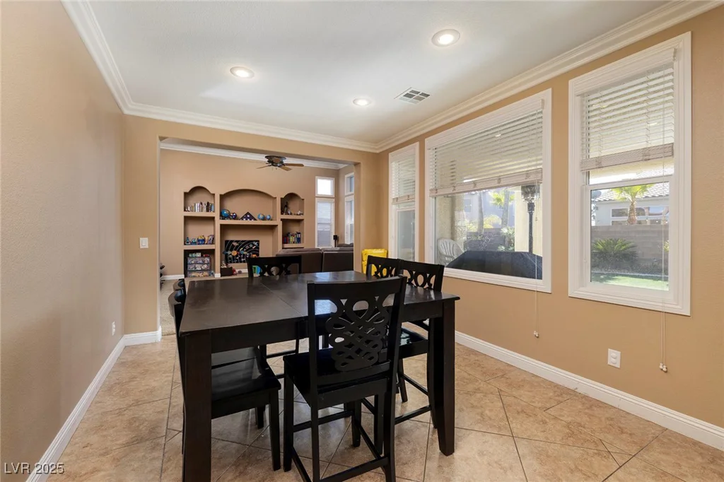 9379 Arrowhead Bluff, Las Vegas, NV 89149