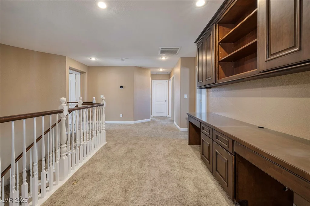 9379 Arrowhead Bluff, Las Vegas, NV 89149