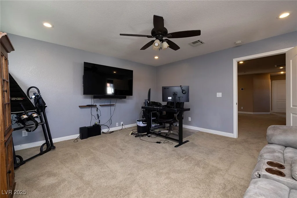 9379 Arrowhead Bluff, Las Vegas, NV 89149