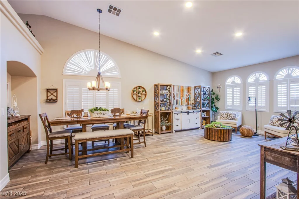 3882 Genoa, Las Vegas, NV 89141