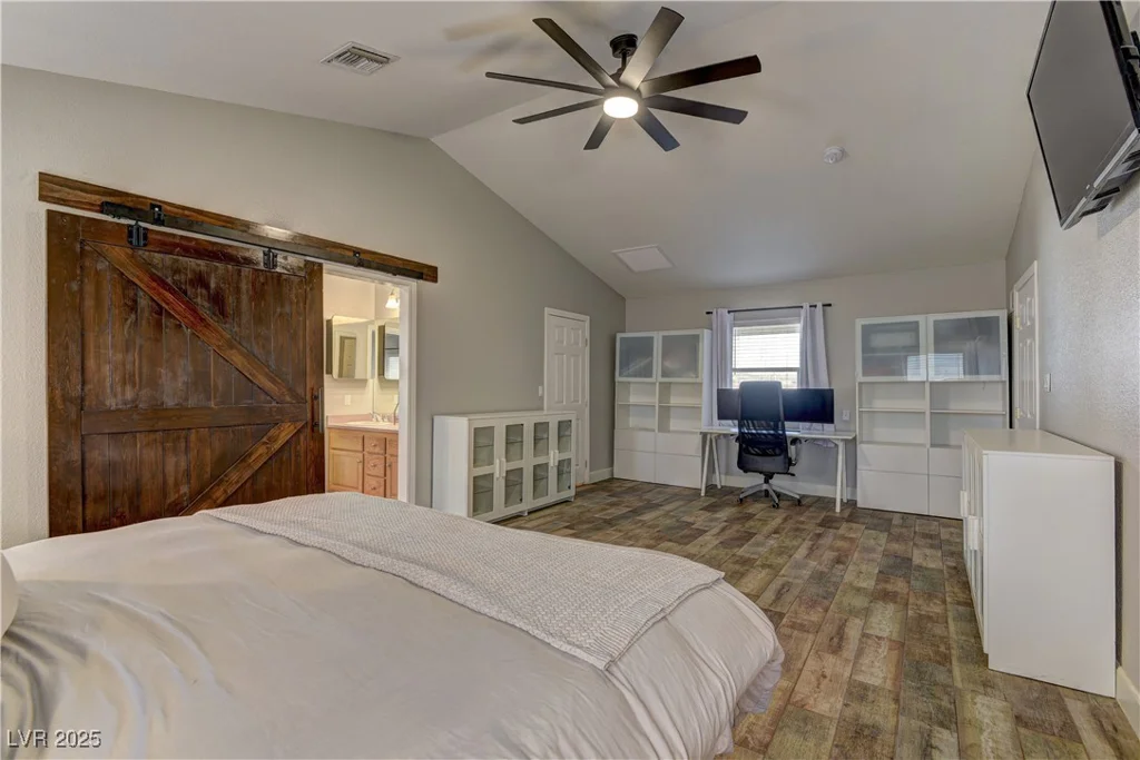 6917 Leon, Las Vegas, NV 89131