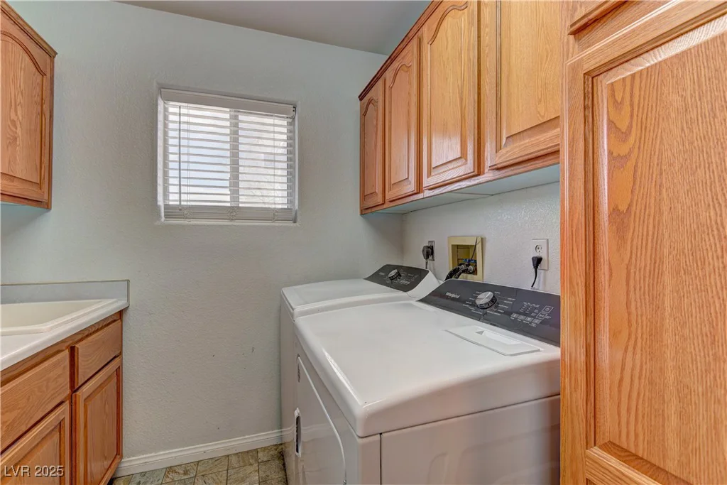 6917 Leon, Las Vegas, NV 89131
