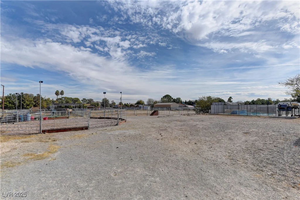 6917 Leon, Las Vegas, NV 89131