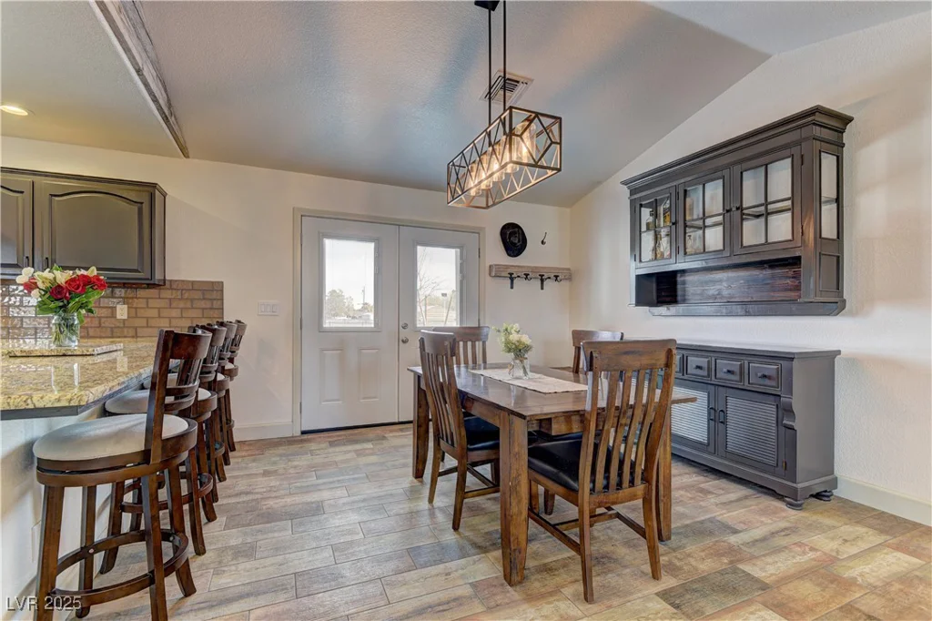 6917 Leon, Las Vegas, NV 89131