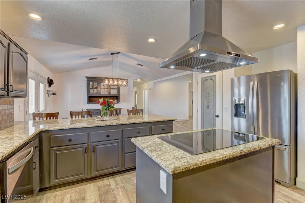 6917 Leon, Las Vegas, NV 89131