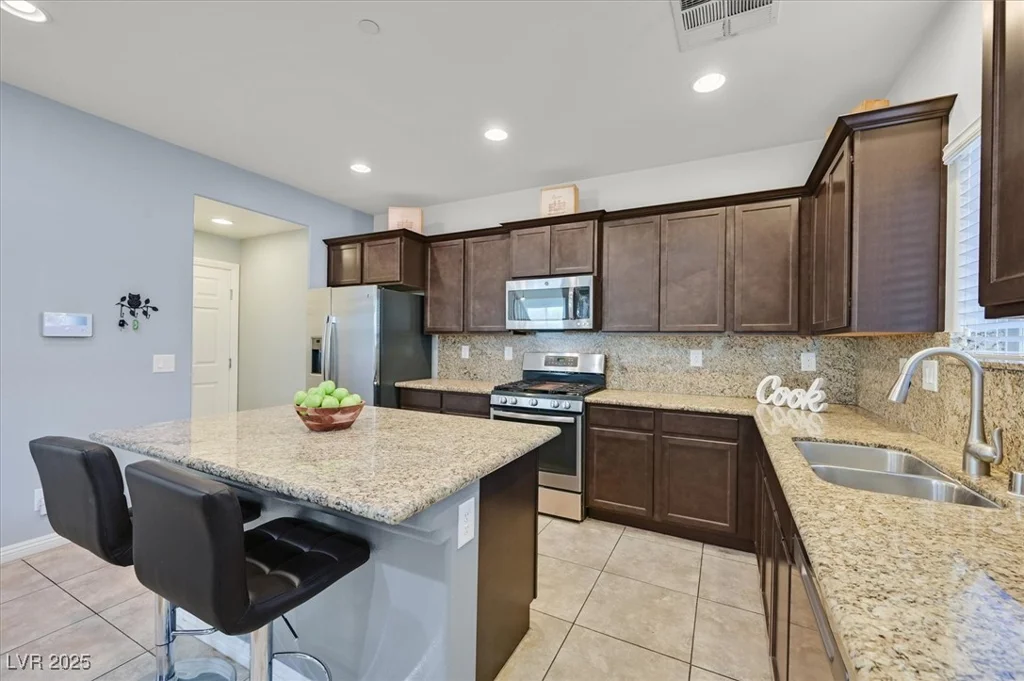 376 Shanon Springs, Henderson, NV 89014